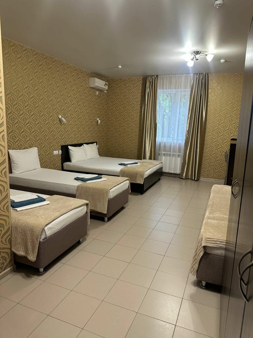 Гостиница Родительский Очаг Анапа