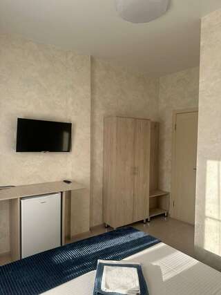 Гостиница Родительский Очаг Анапа Двухместный номер с 2 отдельными кроватями-2